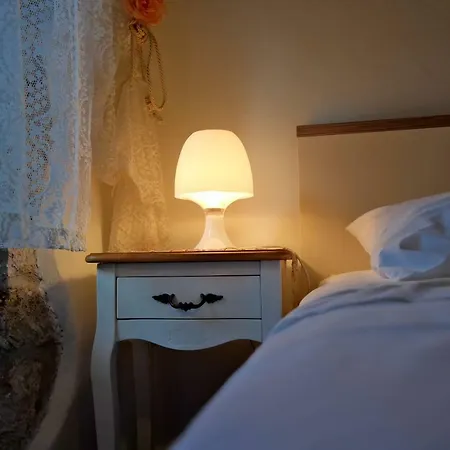 Romantic App In Old Town * Ρόβινι